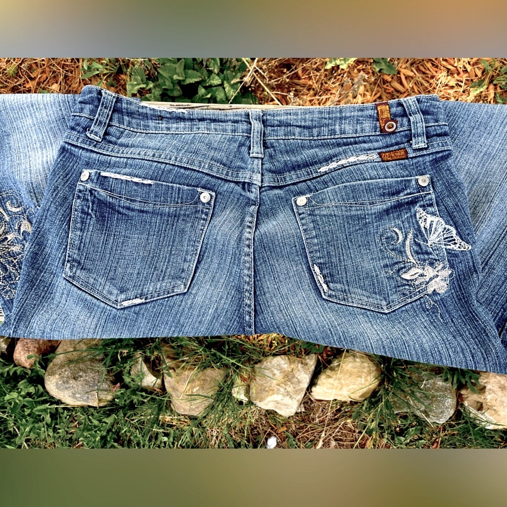 Blue Jeans With Decorative Metallic Embroidery